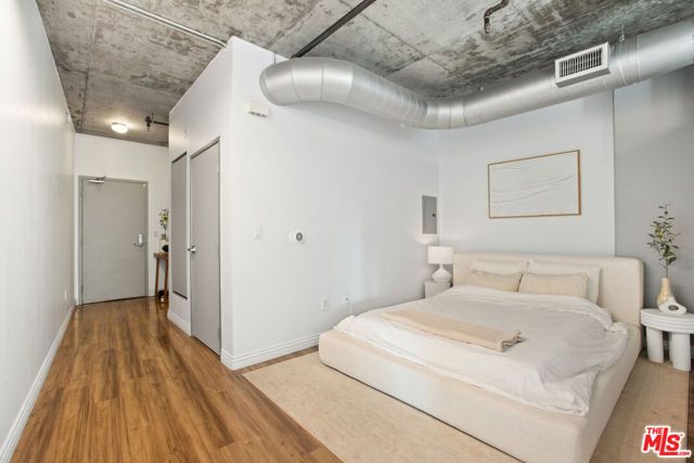 645 W 9th Street 529, Los Angeles, CA 90015