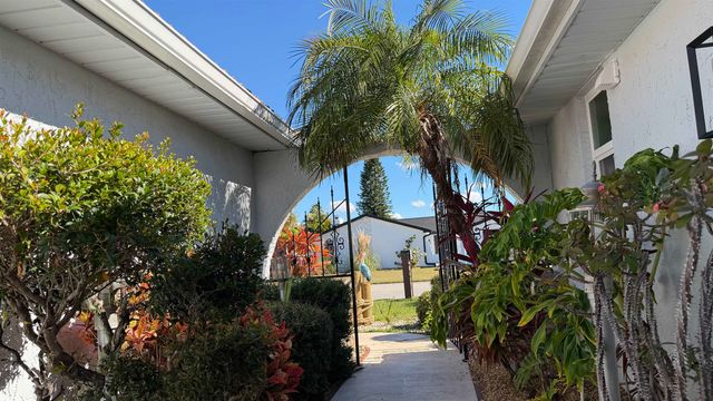 9921 San Mateo Way, Port Richey, FL 34668