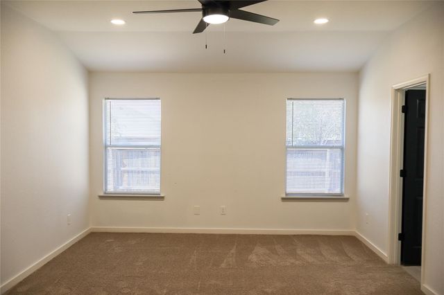 905 Whitewing Lane, College Station, TX 77845