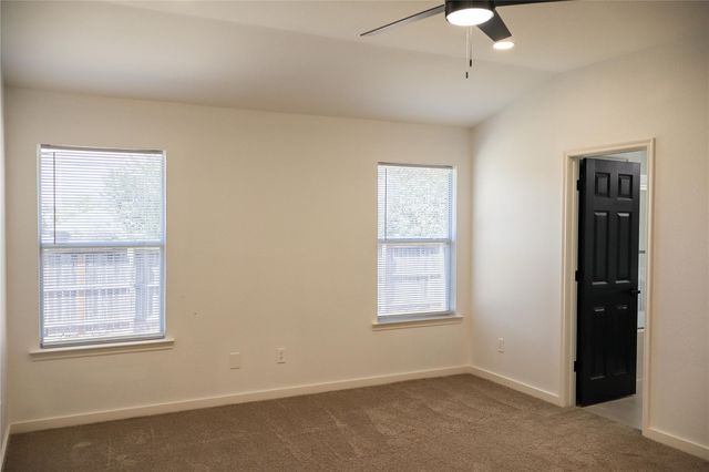 905 Whitewing Lane, College Station, TX 77845