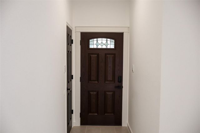 905 Whitewing Lane, College Station, TX 77845