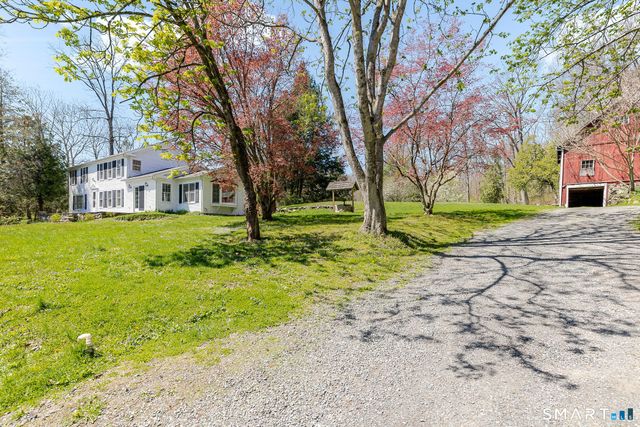 32 Pond Brook Road, Newtown, CT 06470