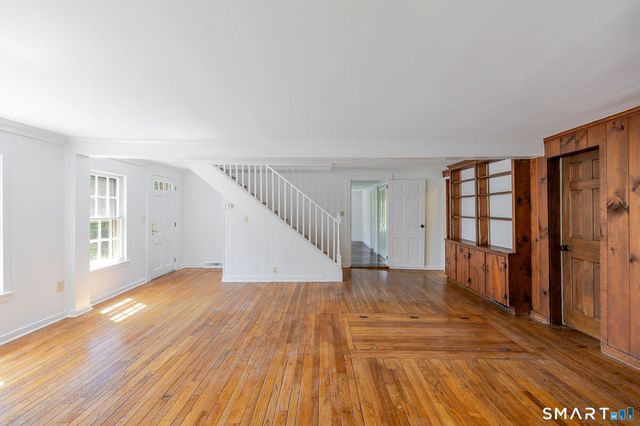 32 Pond Brook Road, Newtown, CT 06470
