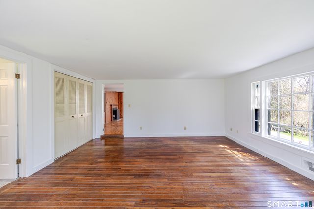 32 Pond Brook Road, Newtown, CT 06470