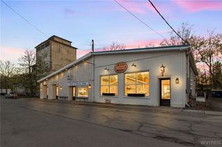 33 Elm Street, Aurora, NY 14052