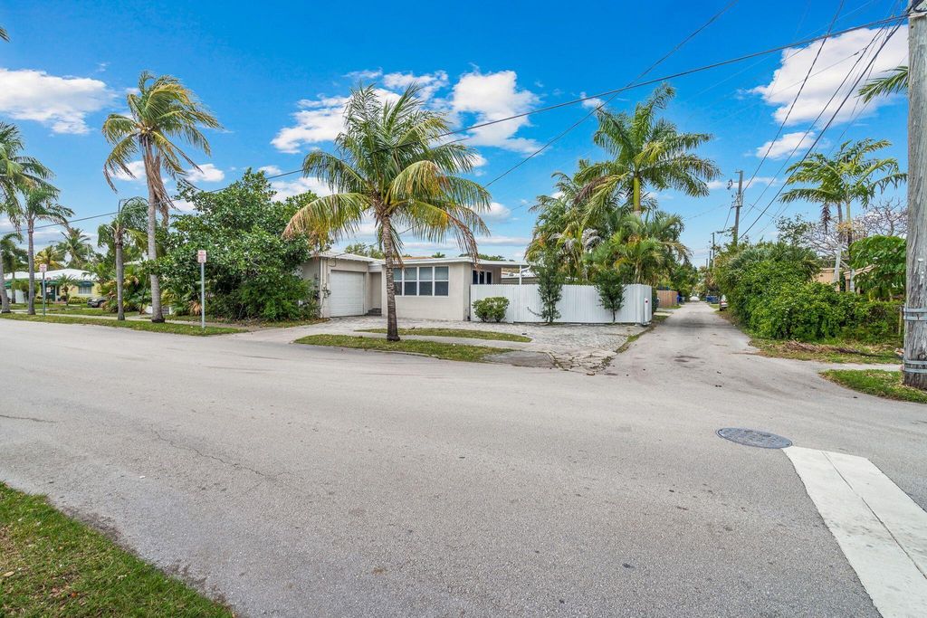 1603 Jefferson Street, Hollywood, FL 33020