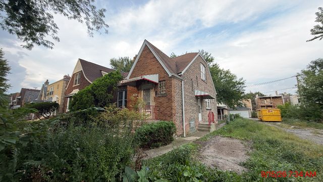 6120 S Loomis Boulevard, Chicago, IL 60636