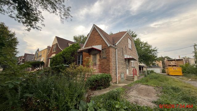 6120 S Loomis Boulevard, Chicago, IL 60636