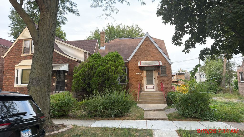 6120 S Loomis Boulevard, Chicago, IL 60636