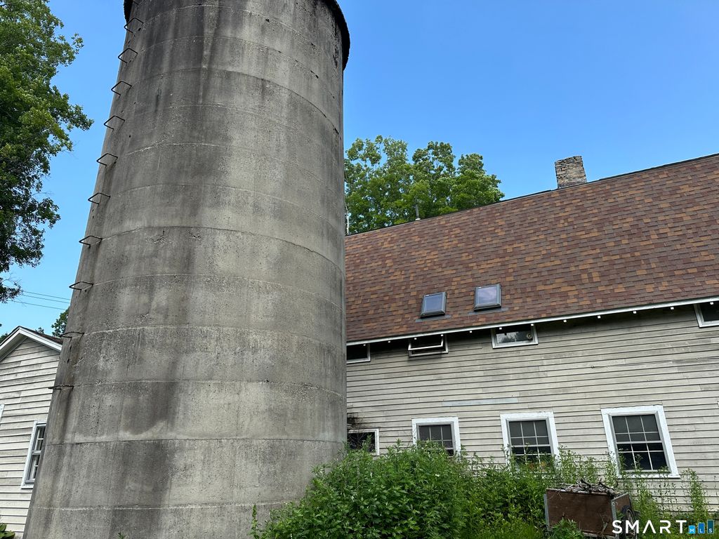 7 Notch Road, Granby, CT 06035