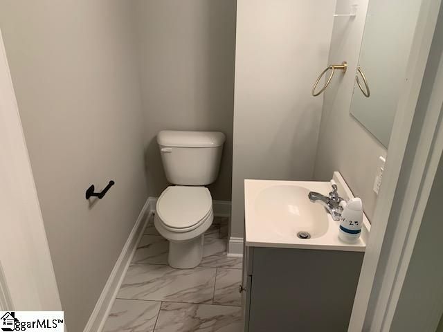 104 Maplebrook Street, Laurens, SC 29360