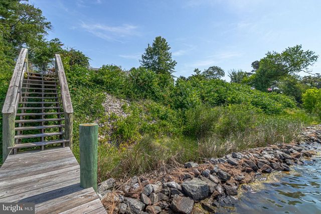 244 CHERRY ORCHARD LN, Montross, VA 22520