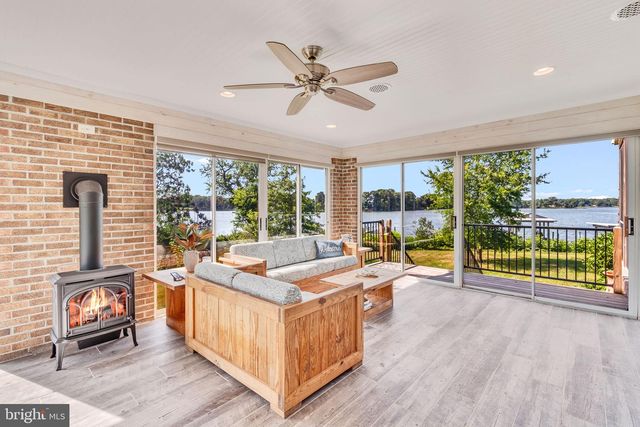 244 CHERRY ORCHARD LN, Montross, VA 22520