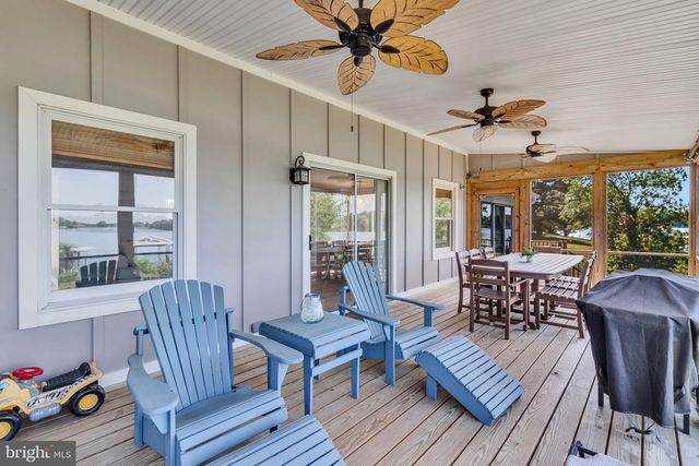 244 CHERRY ORCHARD LN, Montross, VA 22520