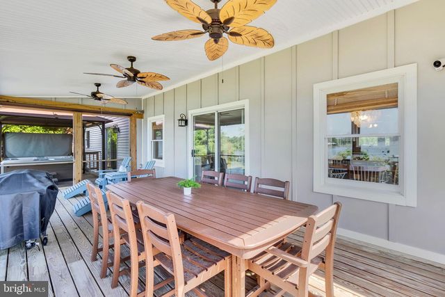 244 CHERRY ORCHARD LN, Montross, VA 22520