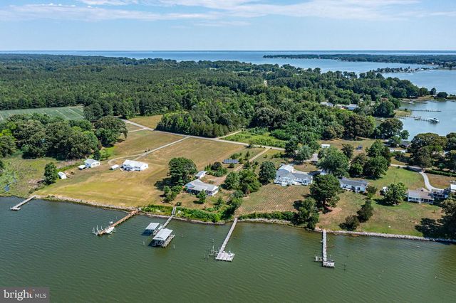 244 CHERRY ORCHARD LN, Montross, VA 22520
