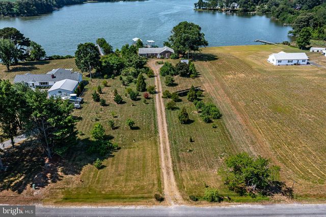 244 CHERRY ORCHARD LN, Montross, VA 22520