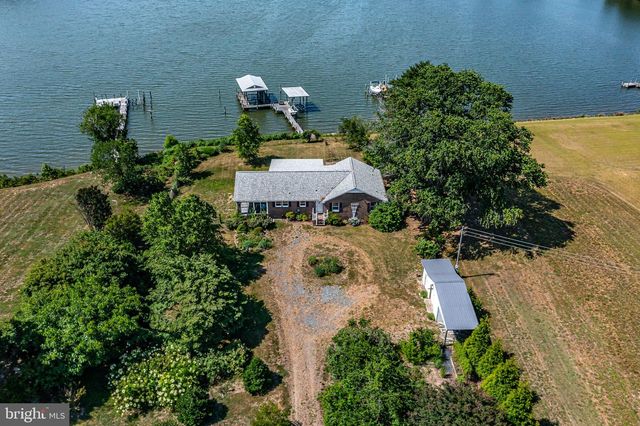 244 CHERRY ORCHARD LN, Montross, VA 22520