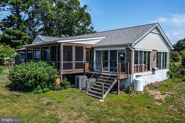 244 CHERRY ORCHARD LN, Montross, VA 22520