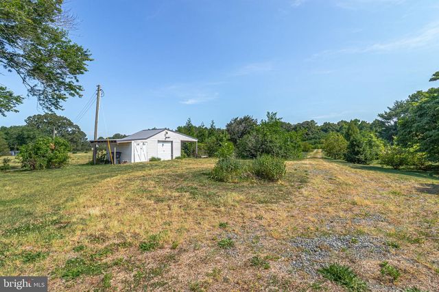 244 CHERRY ORCHARD LN, Montross, VA 22520