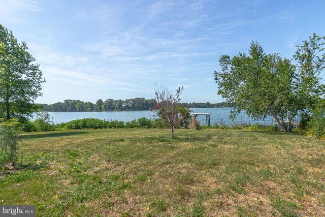 244 CHERRY ORCHARD LN, Montross, VA 22520