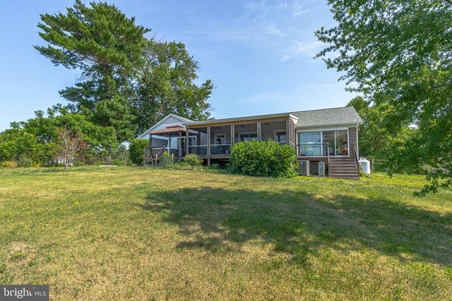 244 CHERRY ORCHARD LN, Montross, VA 22520