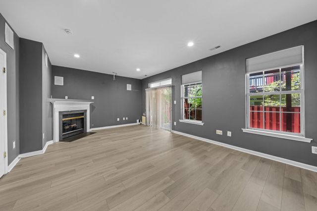 2598 LOGAN WOOD DR, Herndon, VA 20171