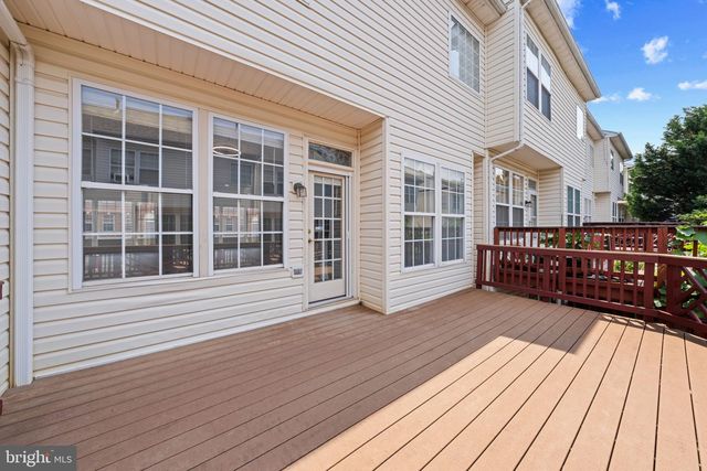 2598 LOGAN WOOD DR, Herndon, VA 20171