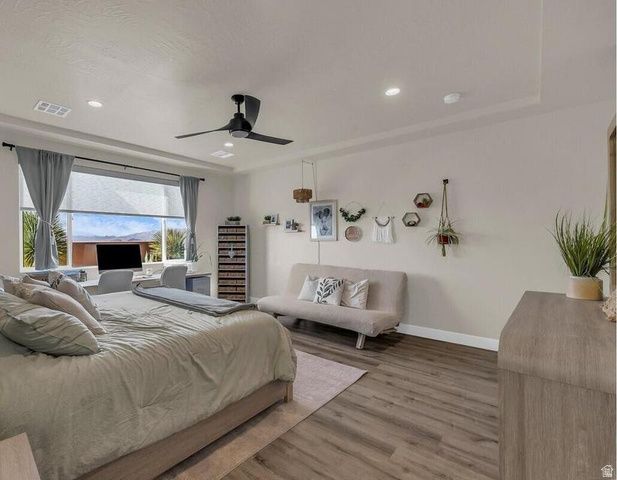 1559 W FIREPIT DR, St. George, UT 84770