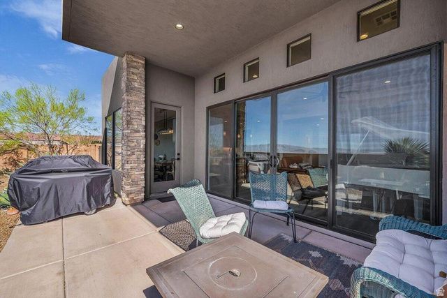 1559 W FIREPIT DR, St. George, UT 84770