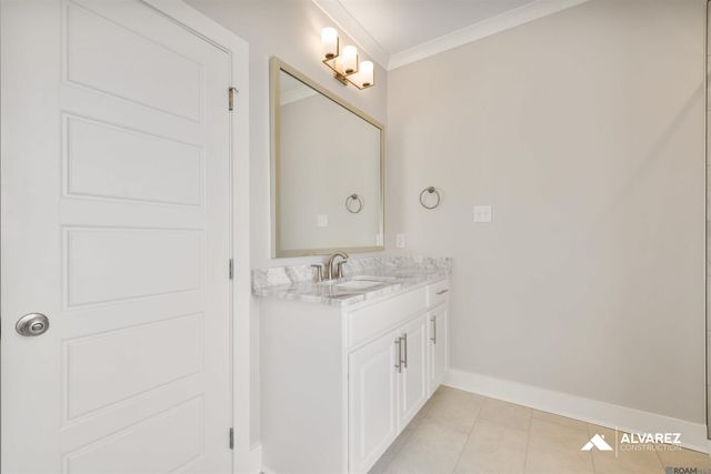 3002 Creekmere Ln, Saint George, LA 70810