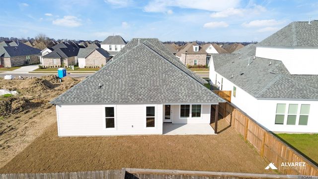 3002 Creekmere Ln, Saint George, LA 70810