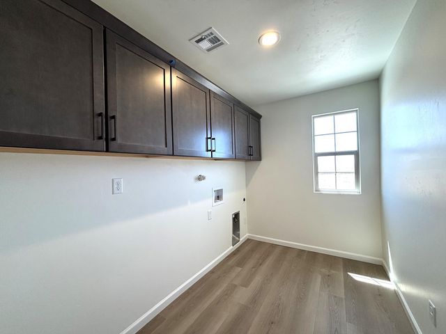 6022 Chicago Road SE, Albuquerque, NM 87106