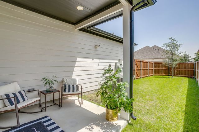 2117 Eastus Lane, Fort Worth, TX 76008