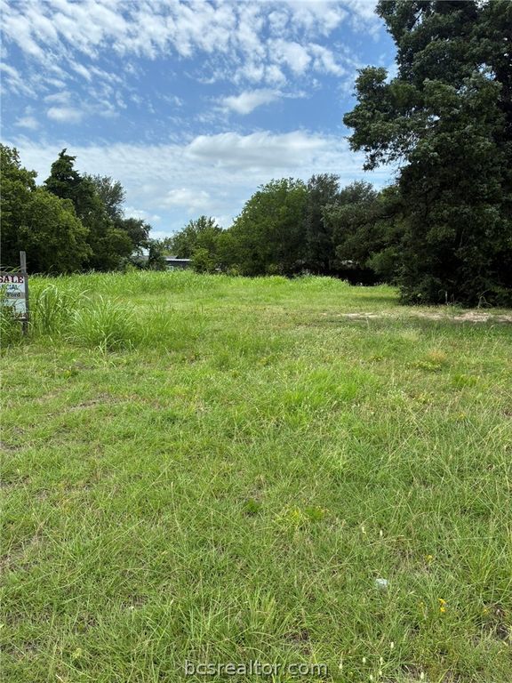 1200 North Texas, Bryan, TX 77802 — exterior
