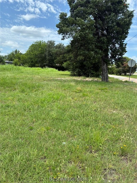 1200 North Texas, Bryan, TX 77802 — photo 5