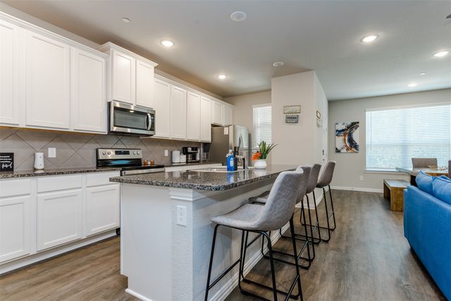 1270 Alamo Drive, Lewisville, TX 75077