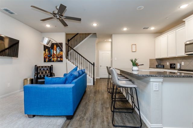 1270 Alamo Drive, Lewisville, TX 75077