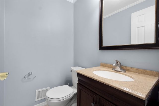 1220 Tiffany Circle, Upper St Clair, PA 15241