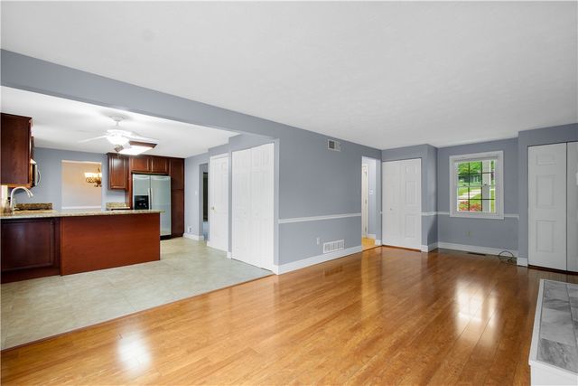 1220 Tiffany Circle, Upper St Clair, PA 15241