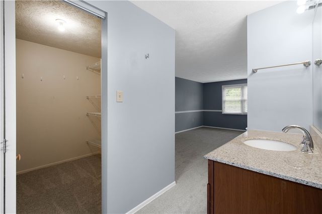 1220 Tiffany Circle, Upper St Clair, PA 15241