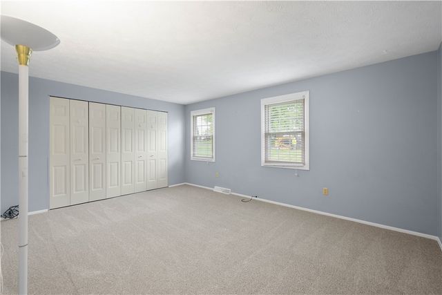 1220 Tiffany Circle, Upper St Clair, PA 15241
