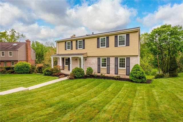 1220 Tiffany Circle, Upper St Clair, PA 15241