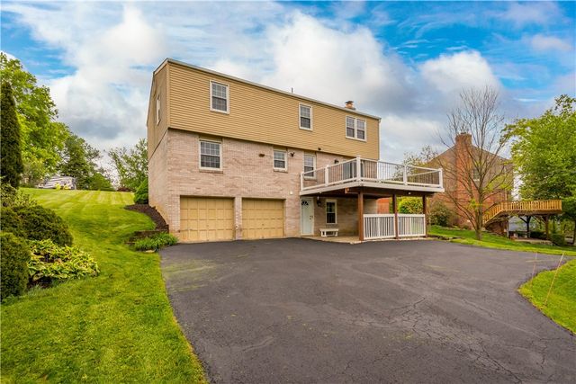 1220 Tiffany Circle, Upper St Clair, PA 15241