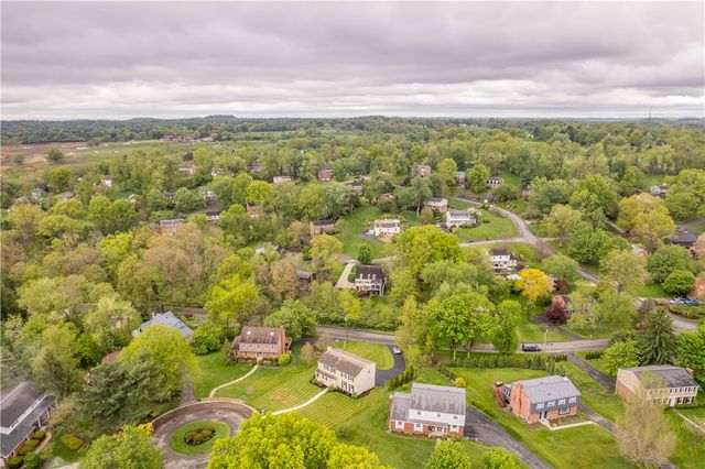 1220 Tiffany Circle, Upper St Clair, PA 15241