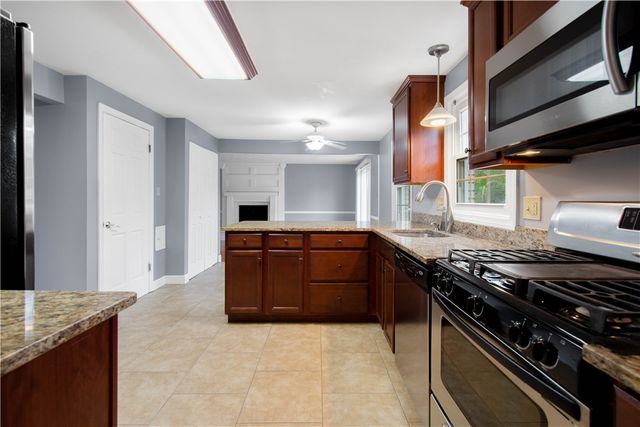 1220 Tiffany Circle, Upper St Clair, PA 15241