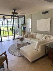 3432 NE Causeway Boulevard APT#102, Hutchinson Island, FL 34957