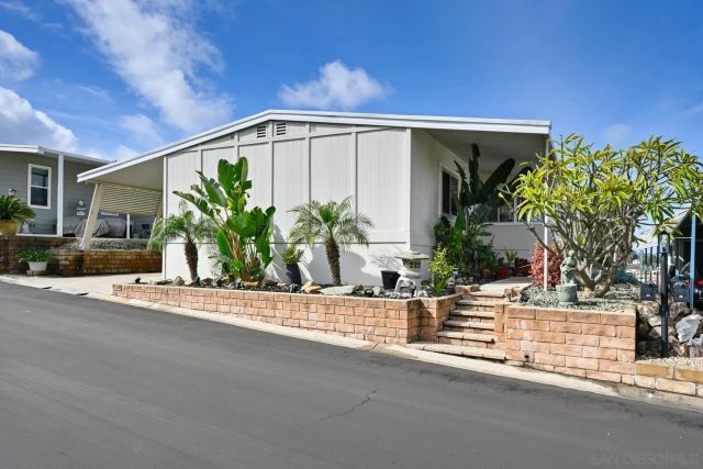 1195 La Moree Rd 34, San Marcos, CA 92078