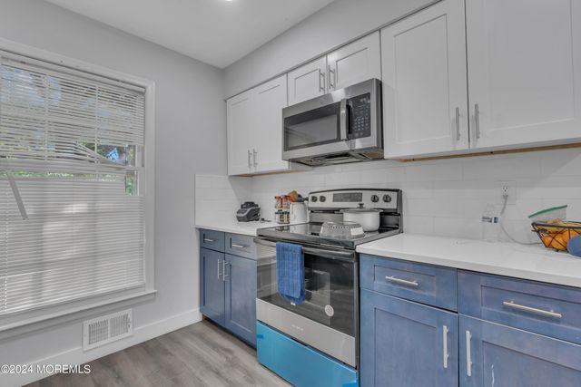 1038 Hearthstone Drive, Lakewood, NJ 08701