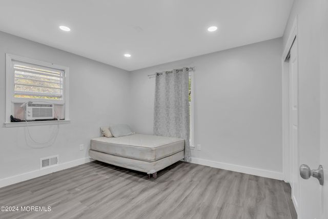 1038 Hearthstone Drive, Lakewood, NJ 08701